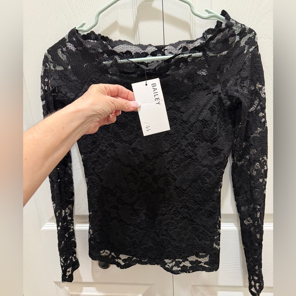 Bailey 44 Black Site Lace Long Sleeve Top XS NWT - Picture 3 of 4